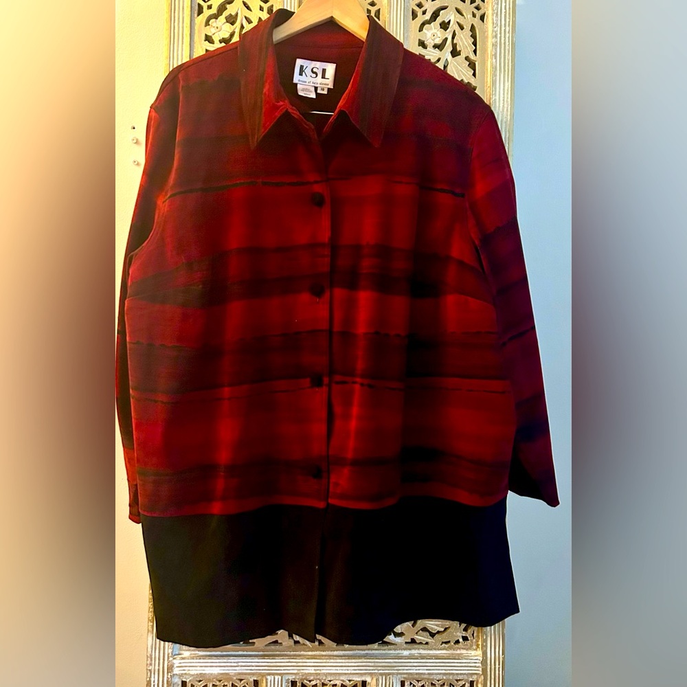 KSL Red Black Ombré Soft long sleeves button up down shirt warm cozy modern